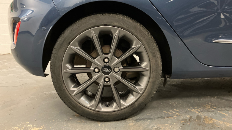 Ford Fiesta 1.0 EcoBoost Hybrid mHEV 155 Vignale Edition 5dr Petrol Hatchback